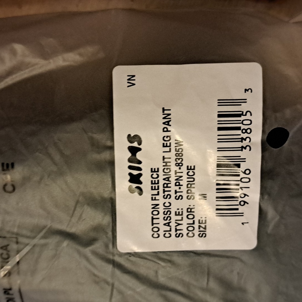 MEDIUM.   SKIMS COTTON FLEECE CLASSIC STRAIGHT LEG PANT - Picture 14 of 15